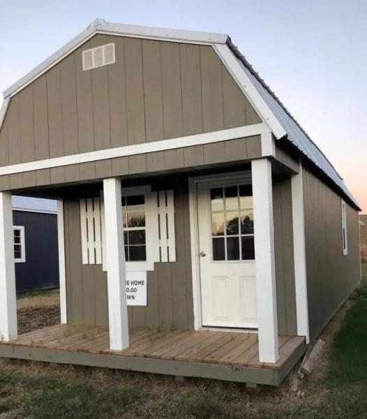 12'x32' Lofted Barn Cabin with 3 - 2'x3' Aluminum Windows and 1 - 9-Lite Door
After paying the down payment of $300.00 we can deliver this building for free within 50 miles of the Jonesboro Lot.
